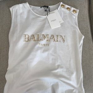 Balmain White sleeveless top, with Gold buttons. Size 40. (M-L)